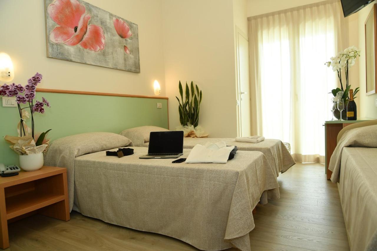 Hotel Gala Misano Adriatico Luaran gambar