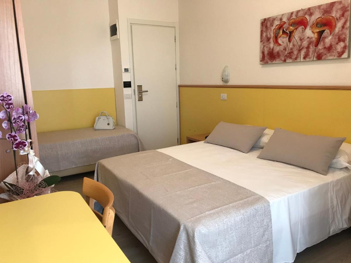 Hotel Gala Misano Adriatico Luaran gambar